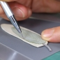 Preview: Silverclay auf Silikonmatte ausschneiden